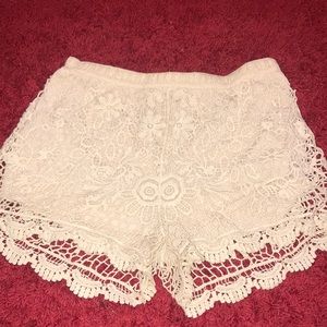 LA Hearts lace shorts